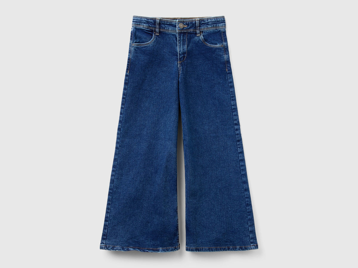 Jeans in cotone riciclato