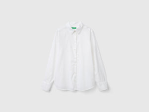 Regular fit shirt in lightweight cotton