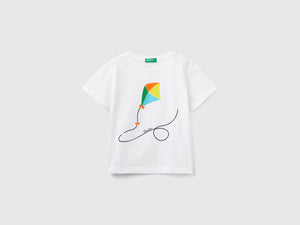 T-shirt con dettagli fluo