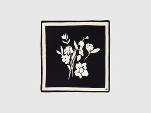 Foulard con stampa fiori