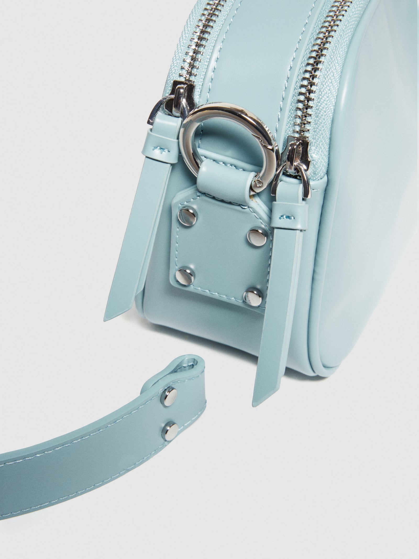 Camera bag da donna azzurro 3 | Sisley Outlet