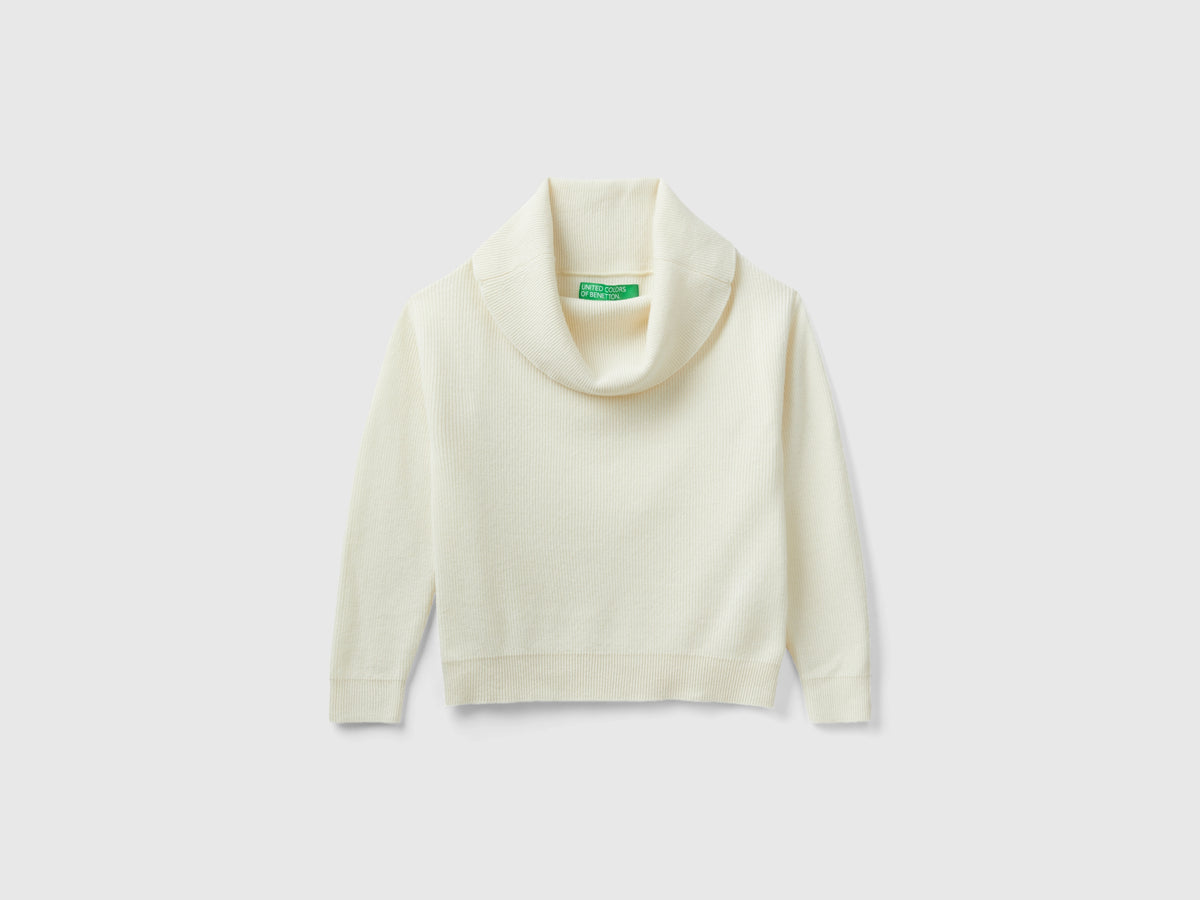 Maglia con spalle scoperte