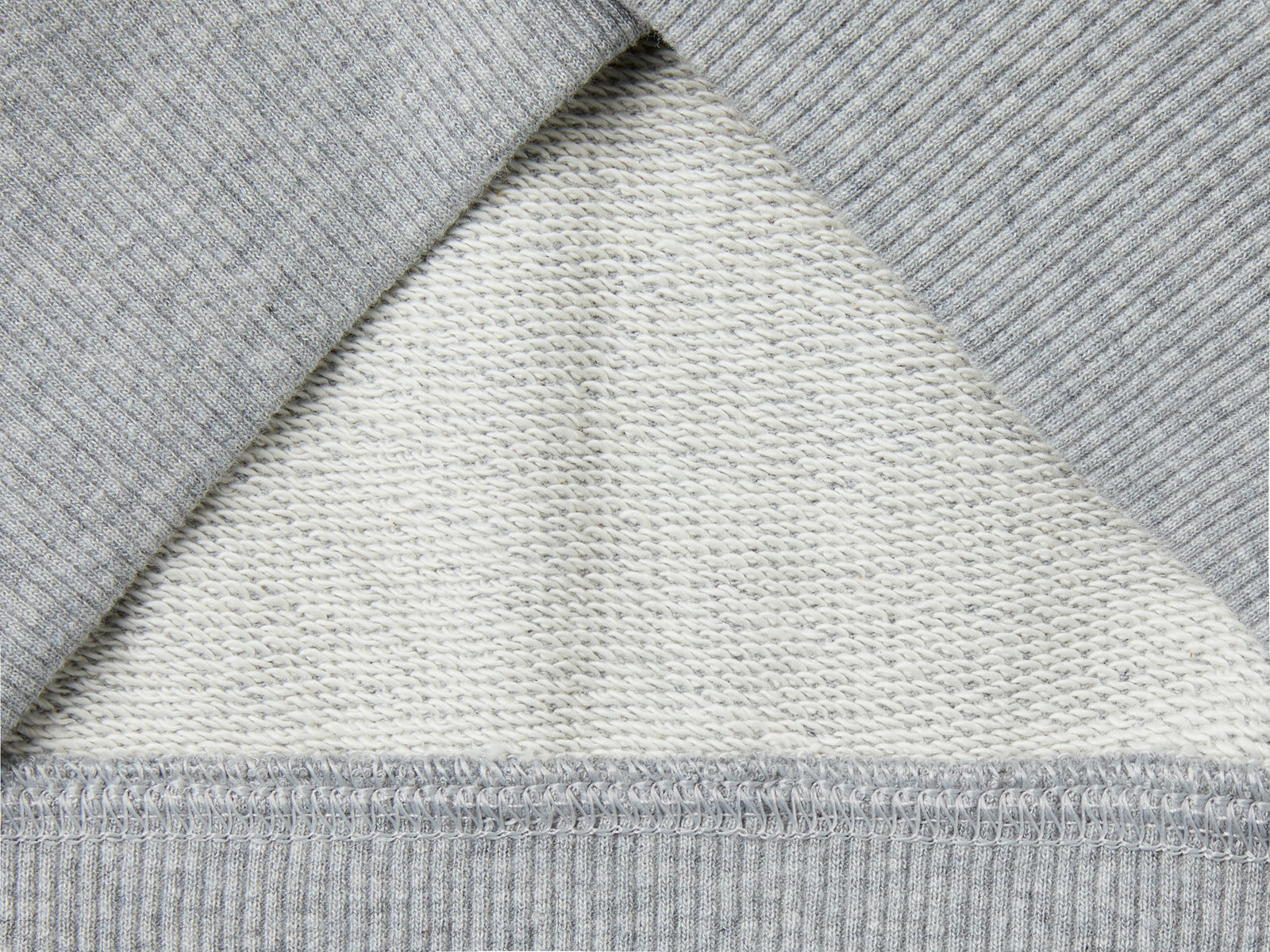 Felpa con zip e ricamo logo da bambino grigio chiaro 3 | Benetton Outlet