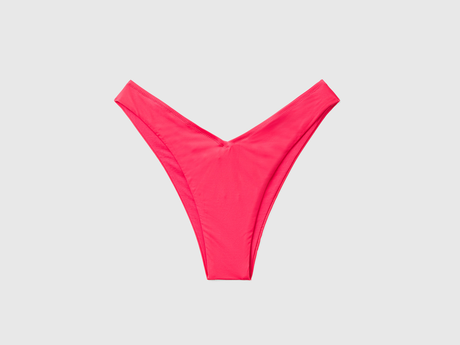 Slip mare elasticizzati con taglio a V e fianco regolare da donna fucsia | Benetton Outlet