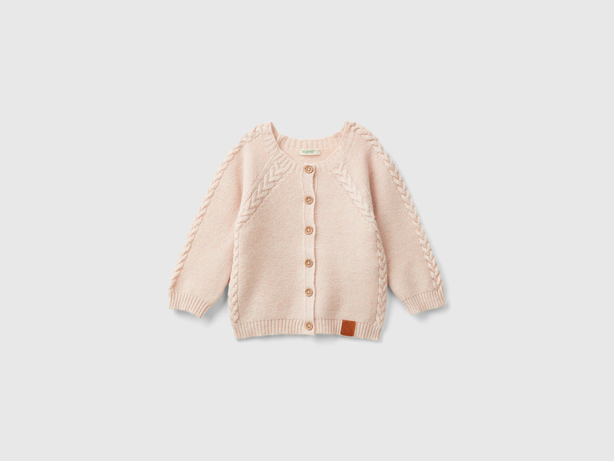 Cardigan con trecce in misto lana riciclata