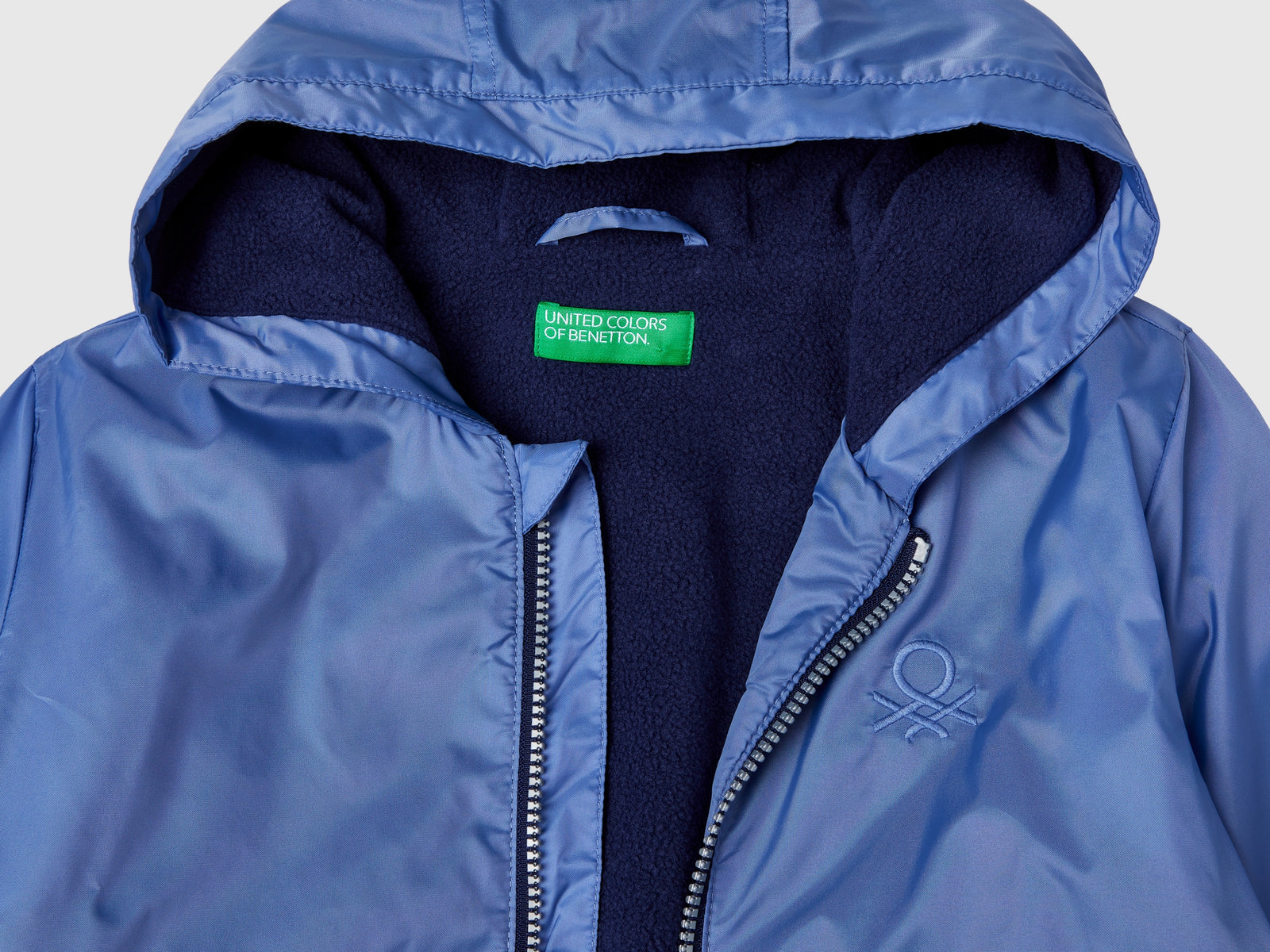 Giubbino in nylon con zip e cappuccio da bambino azzurro 3 | Benetton Outlet