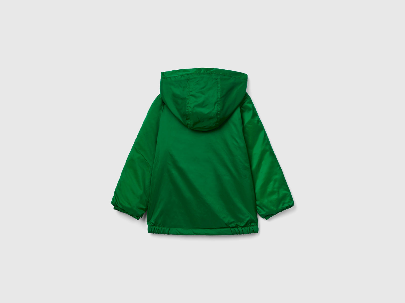 Giubbino con cappuccio oversize da bimbo verde 2 | Benetton Outlet