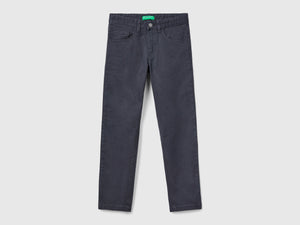 Pantaloni slim fit cinque tasche