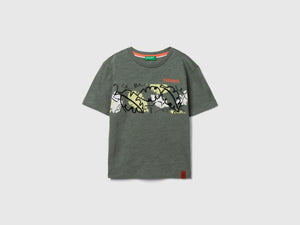 T-shirt con stampa esotica