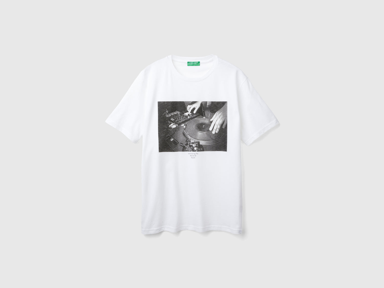 T-shirt con stampa fotografica da uomo bianco panna | Benetton Outlet