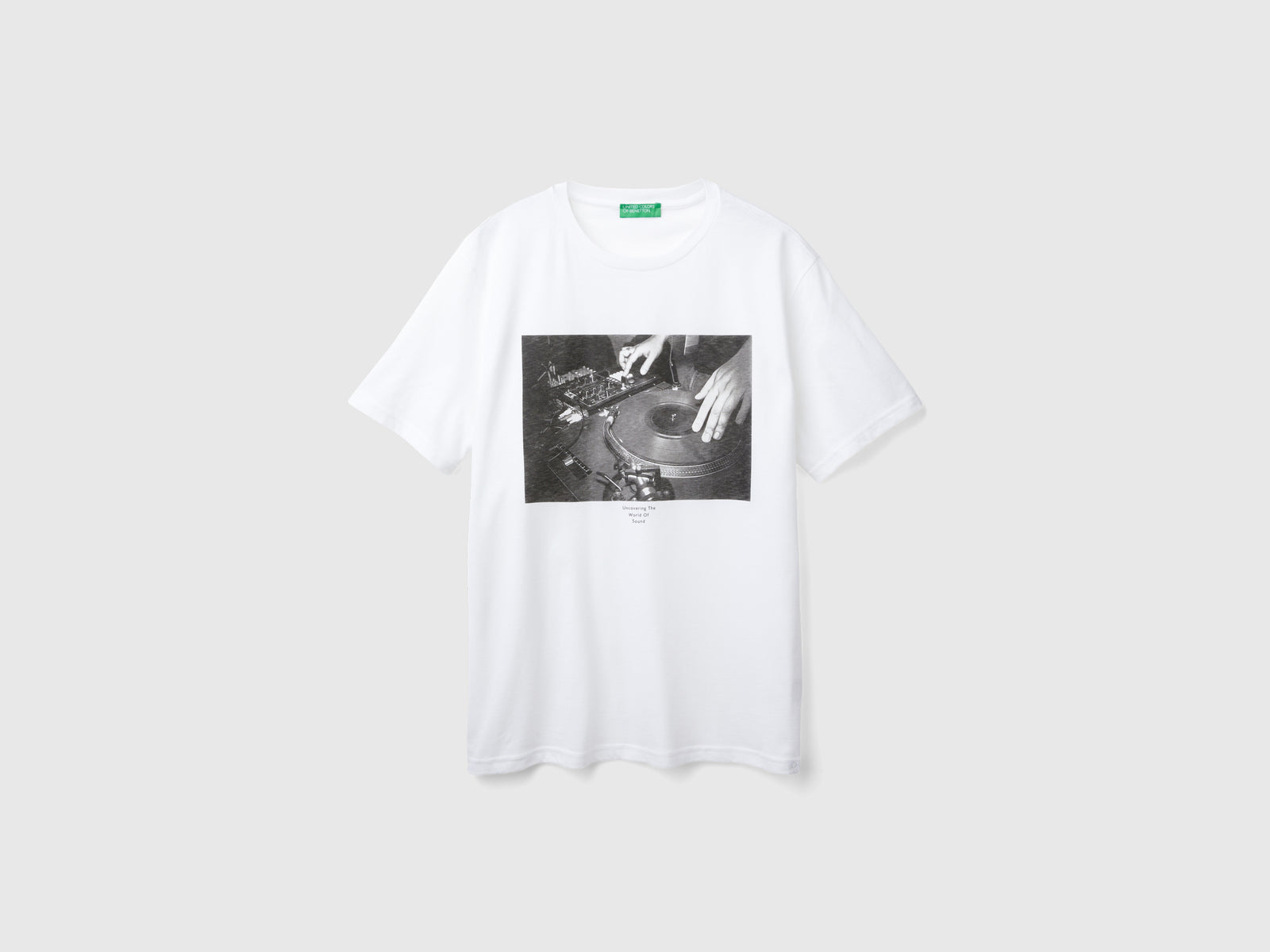 T-shirt con stampa fotografica da uomo bianco panna | Benetton Outlet