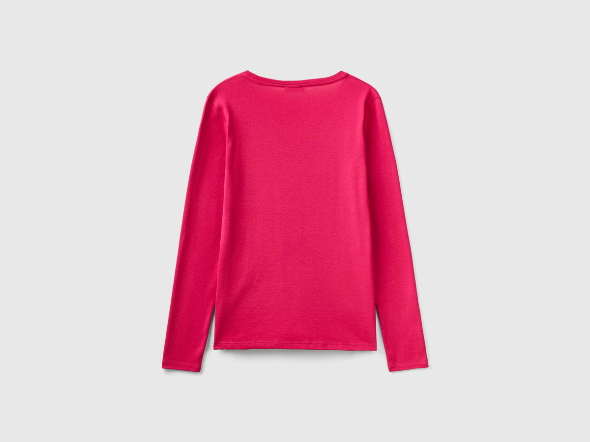 T-shirt a manica lunga con scollo a V