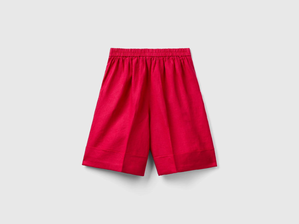 Pantaloni corti modello bermuda in puro lino