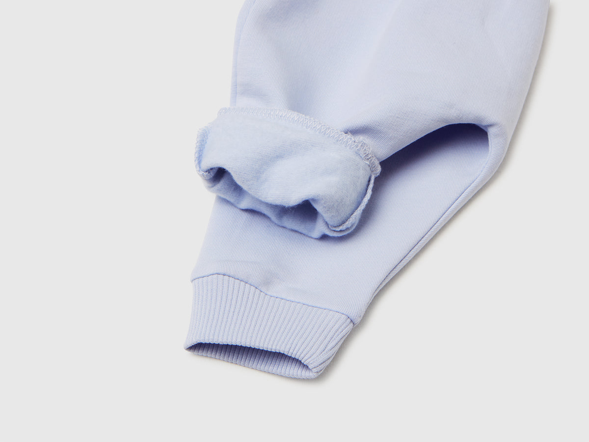 Pantaloni in calda felpa con taschino