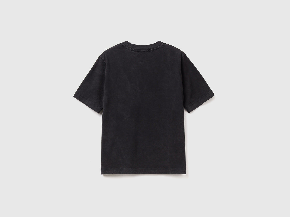 T-shirt girocollo a manica corta realizzata in puro cotone