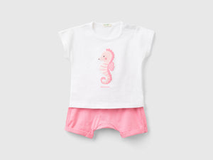 Completo t-shirt e bermuda