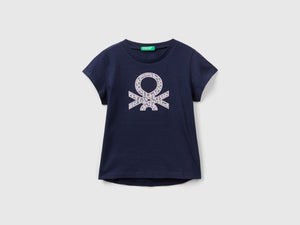 Maglietta con ricamo logo in cotone bio