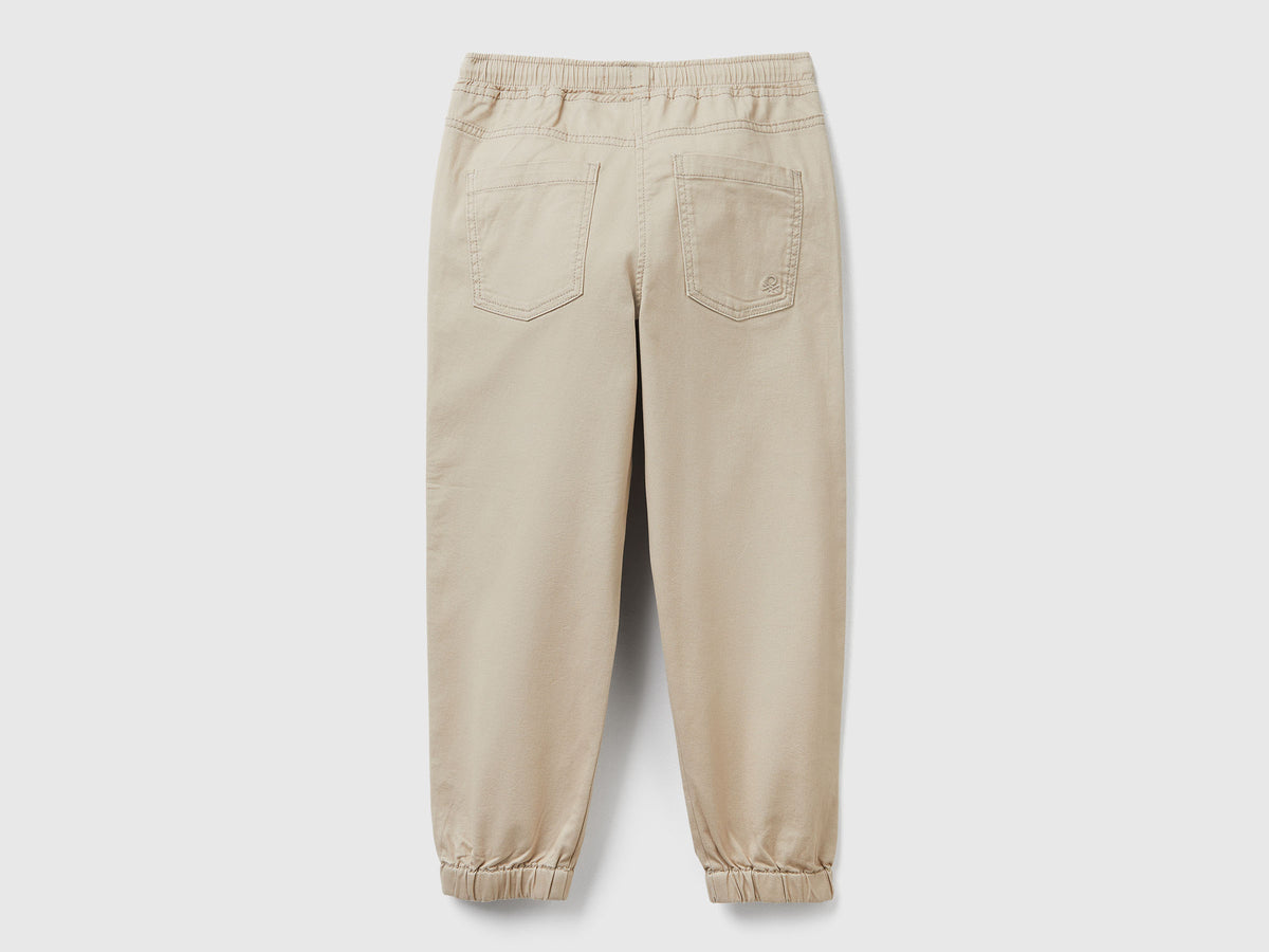 Joggers in cotone stretch con coulisse