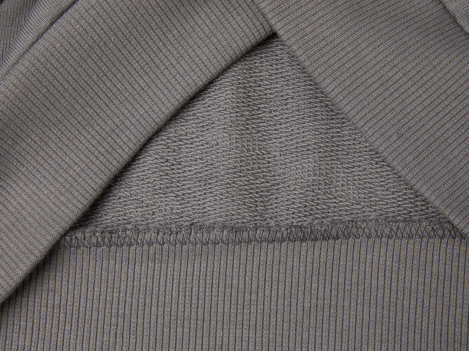 Felpa con zip e stampa da bambino grigio scuro 3 | Benetton Outlet