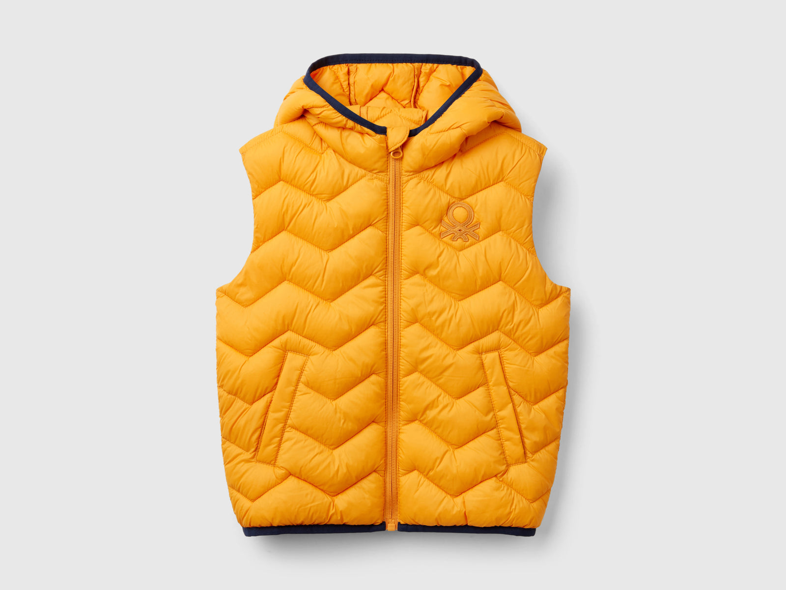Gilet imbottito con cappuccio da bimbo senape | Benetton Outlet
