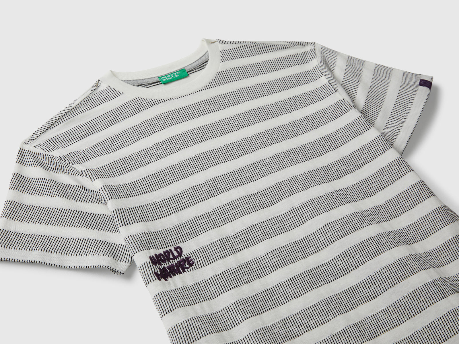 Maglietta a righe con ricamo da bambino grigio chiaro 3 | Benetton Outlet