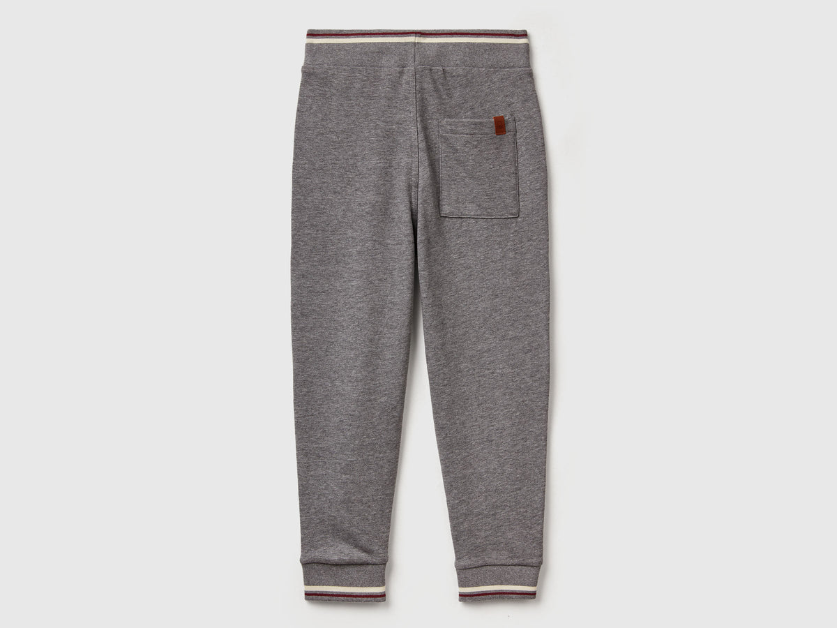 Pantaloni in felpa con gamba dritta
