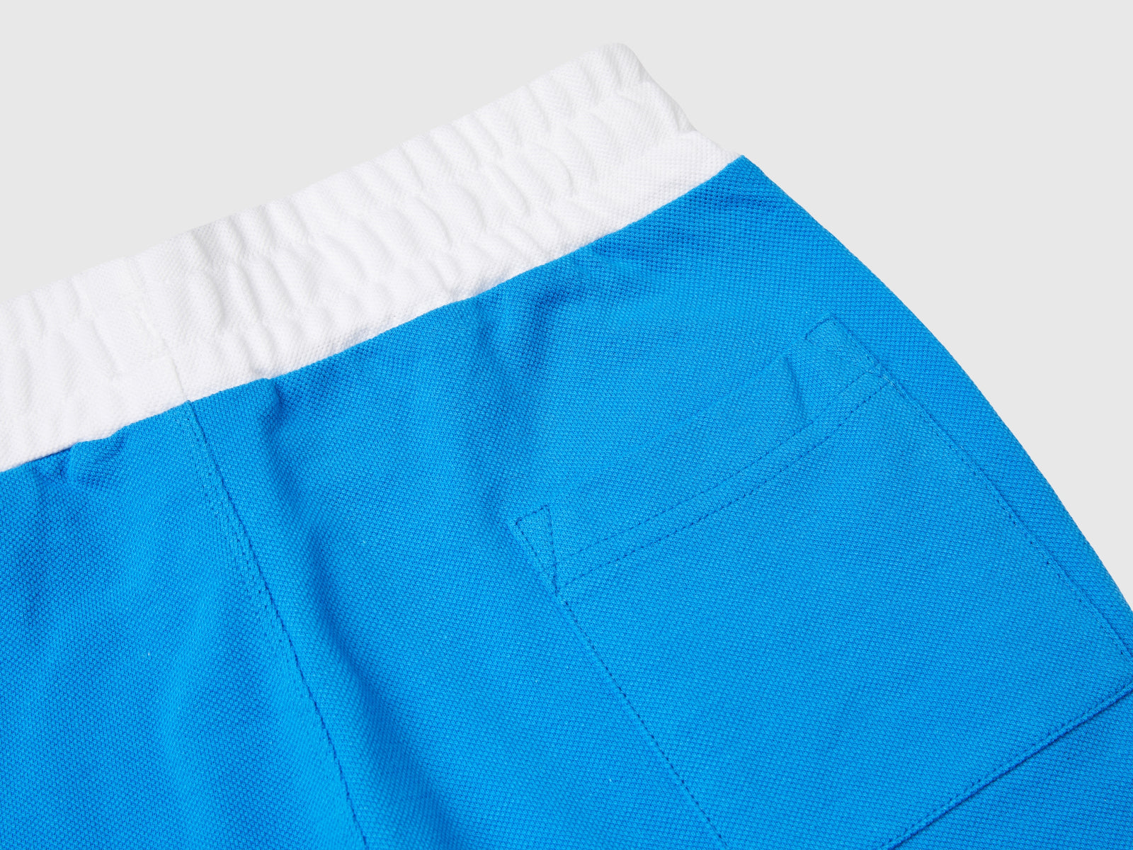 Pantaloni corti in cotone bio da bambino blu 2 | Benetton Outlet