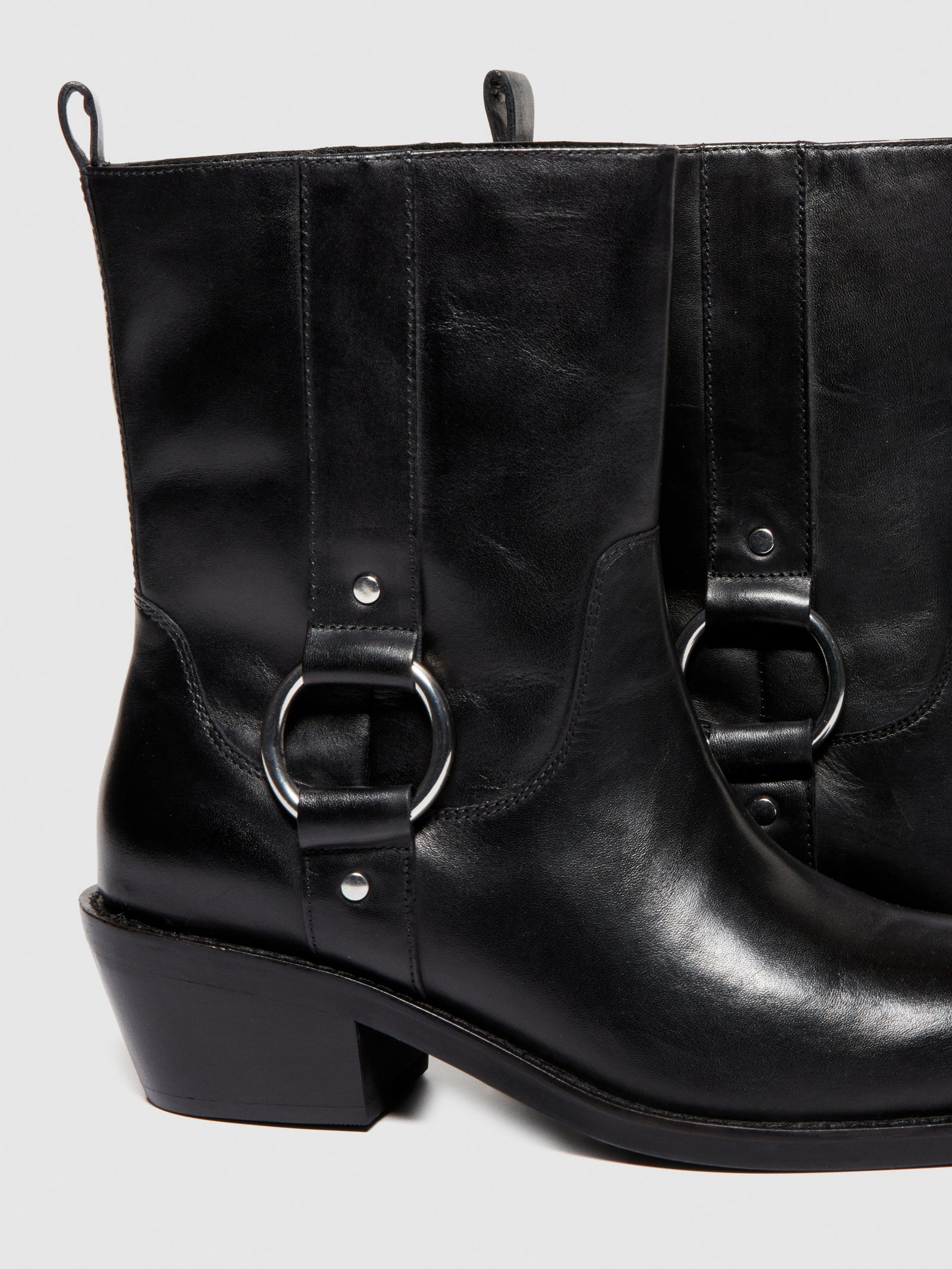Stivaletti con metal ring da donna nero 3 | Sisley Outlet