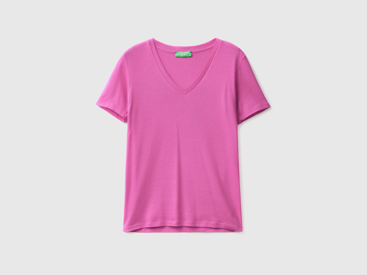 T-shirt in puro cotone con scollo a V