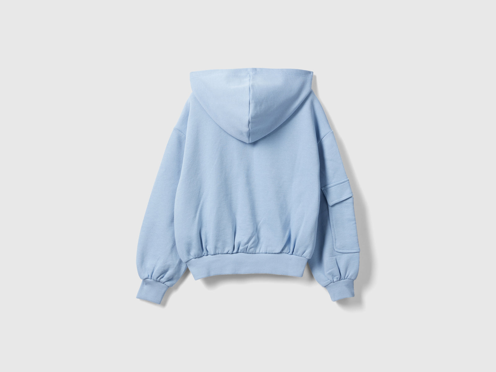 Felpa con tasche e cappuccio da bambina celeste 2 | Benetton Outlet