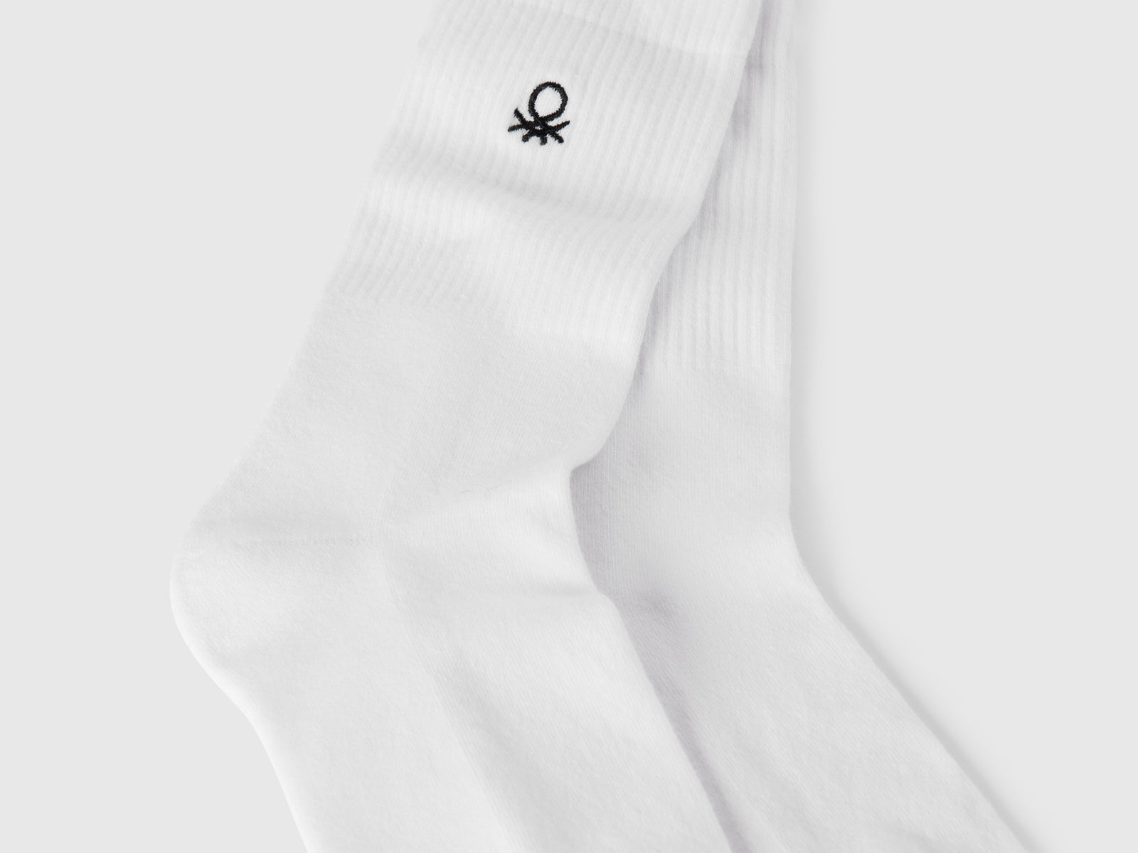Calzini sportivi in misto cotone stretch da uomo bianco 2 | Benetton Outlet