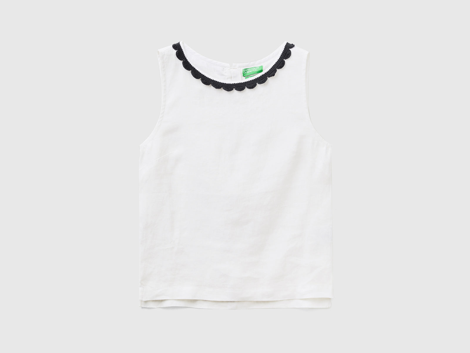 Camicetta smanicata con dettaglio crochet da donna bianco | Benetton Outlet