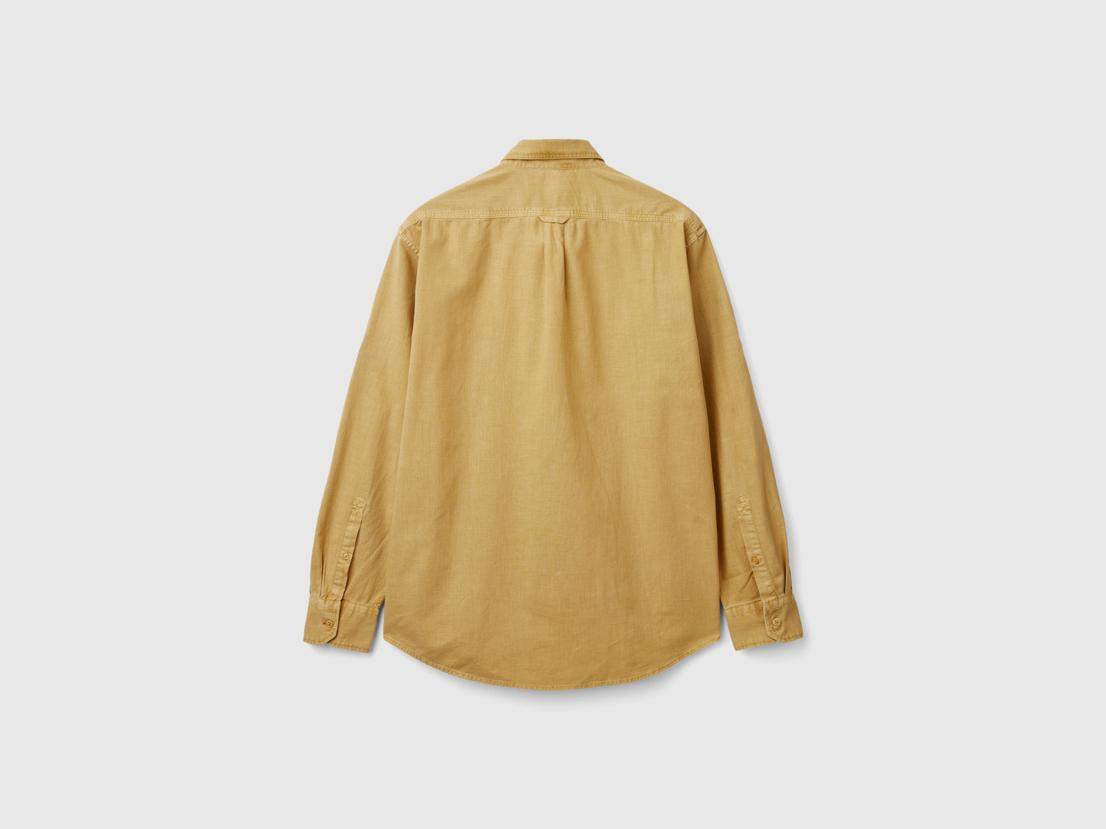 Camicia slim fit button down da uomo cammello 2 | Benetton Outlet
