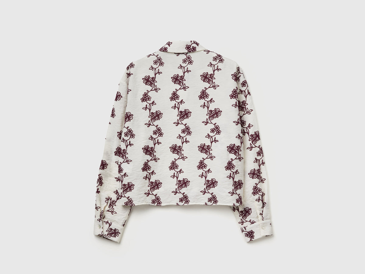 Camicia con ricamo fiori
