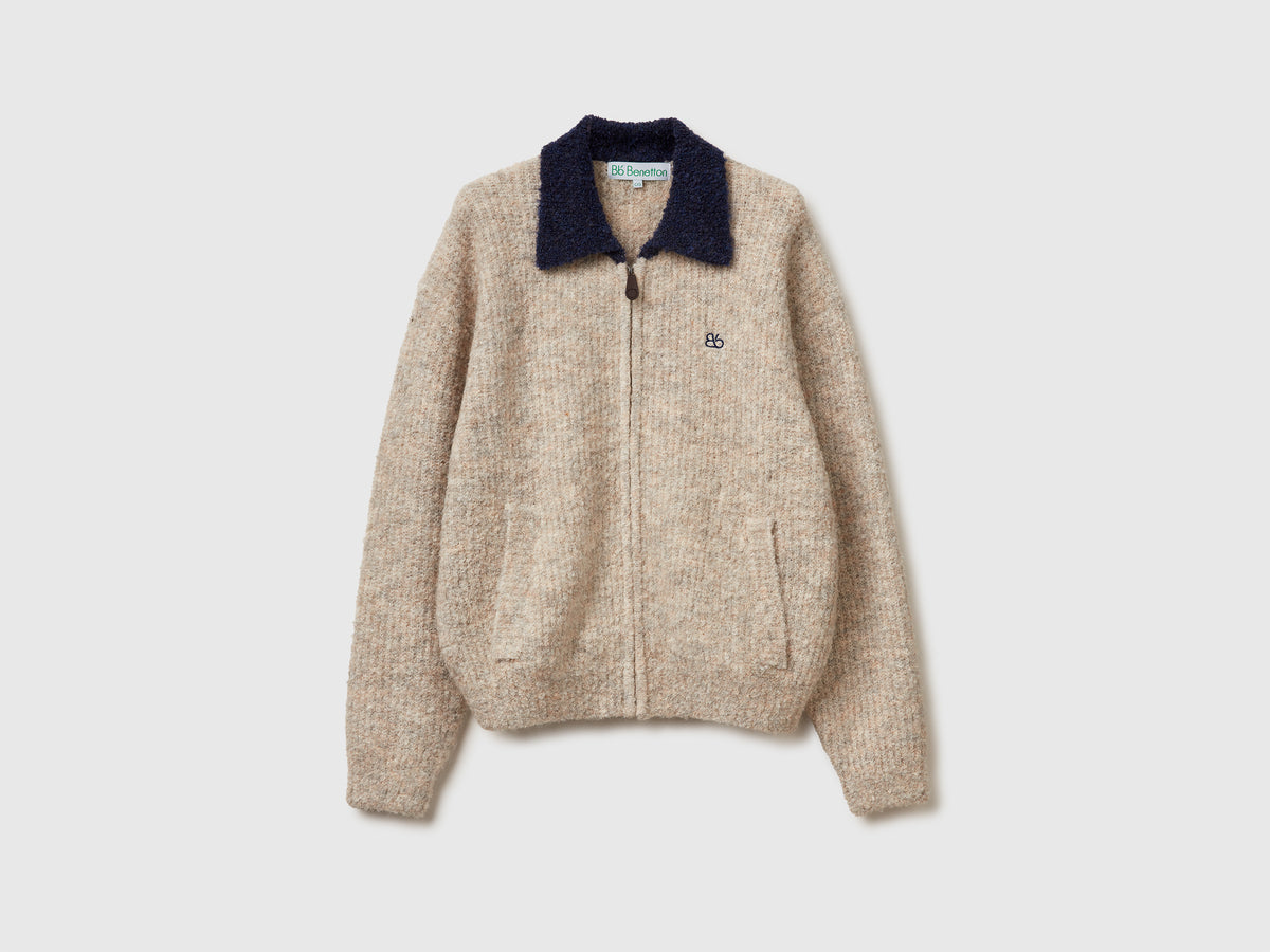 Cardigan con colletto e zip