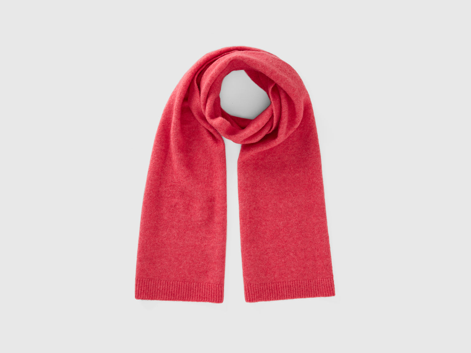 Sciarpa in filato riciclato da donna rosso corallo | Benetton Outlet