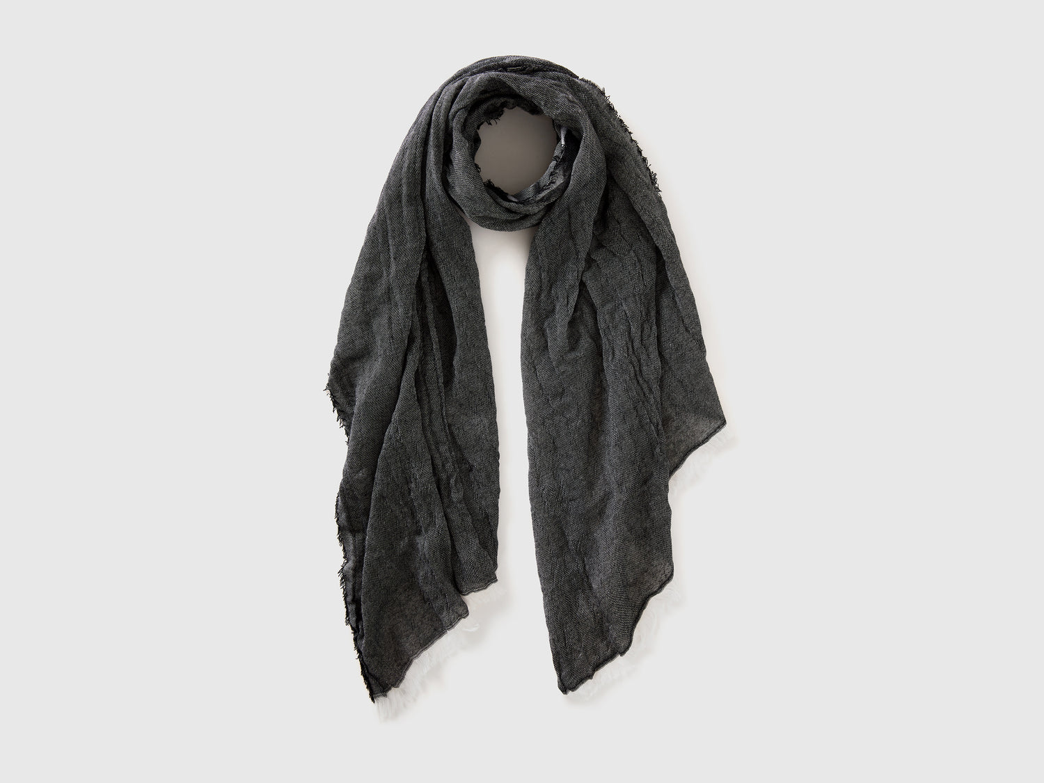 Sciarpa in misto cotone riciclato da uomo nero | Benetton Outlet