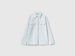 Camicia con tasche e spacchi