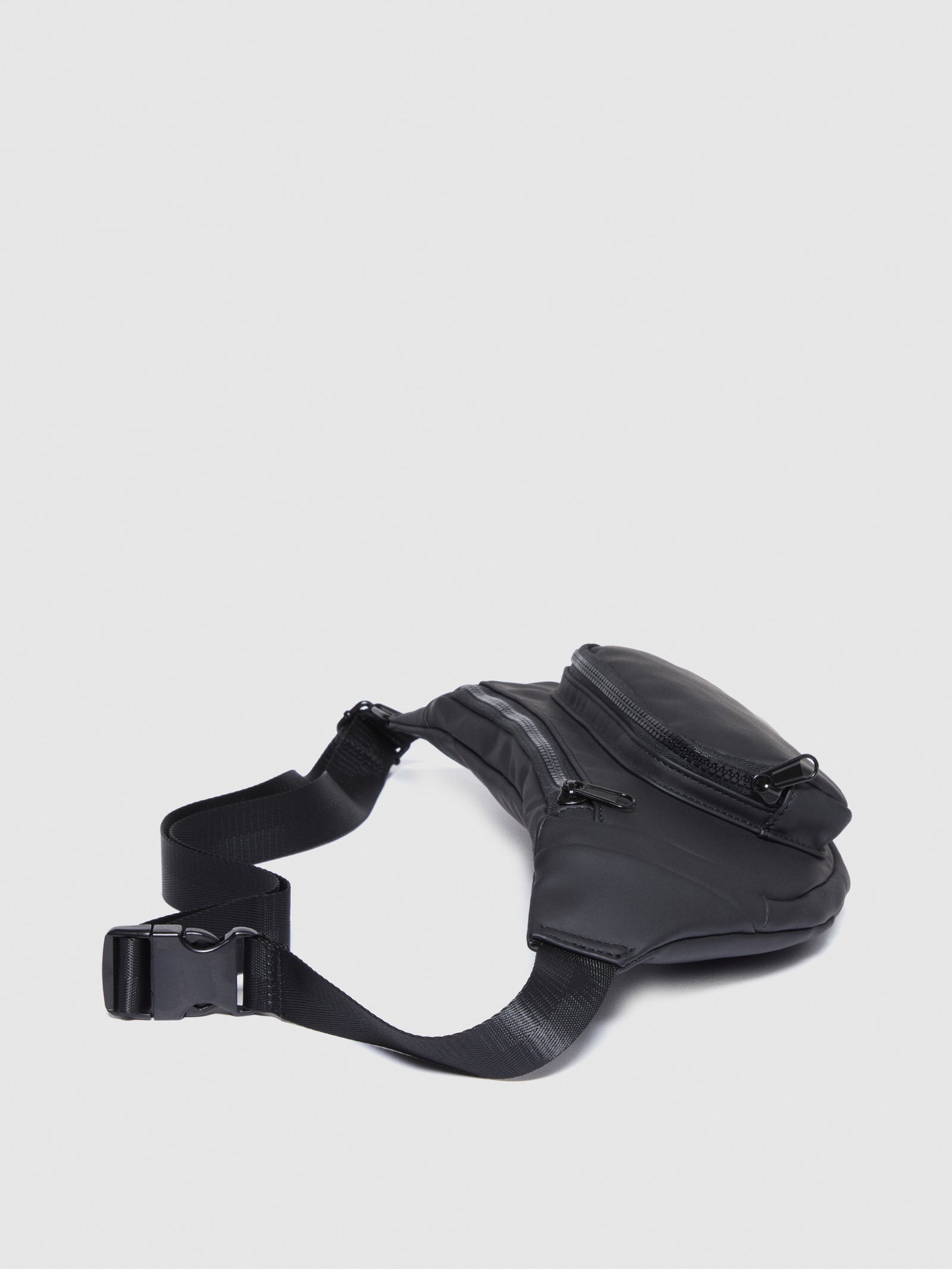 Marsupio tinta unita da uomo nero 2 | Sisley Outlet