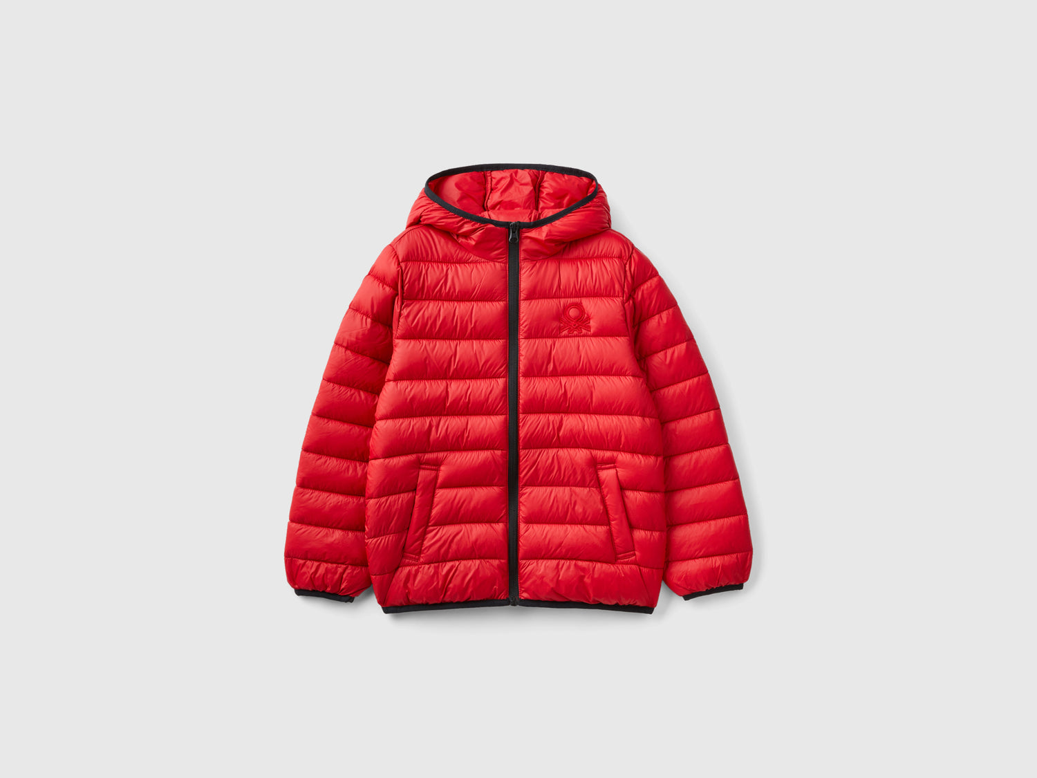 Giubbotto imbottito con cappuccio da bambino rosso | Benetton Outlet