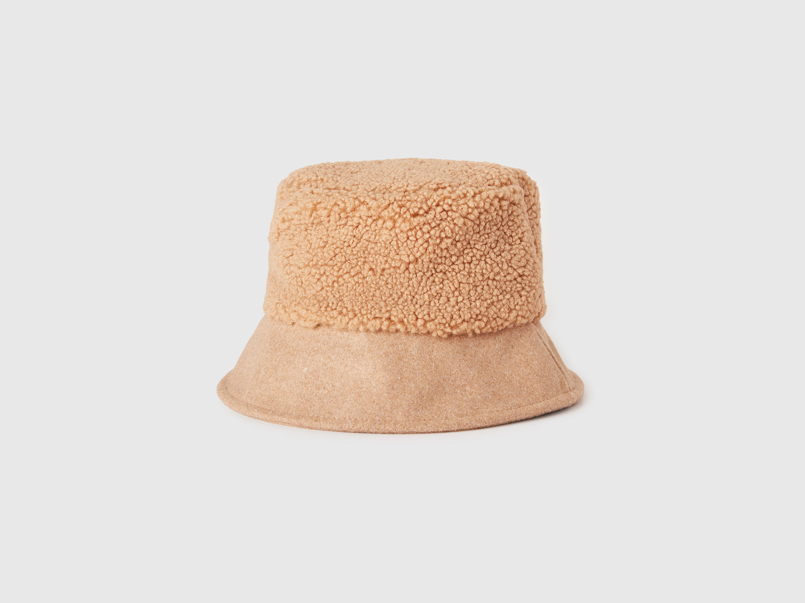 Cappello alla pescatora in pelliccia sintetica da donna cammello 2 | Benetton Outlet