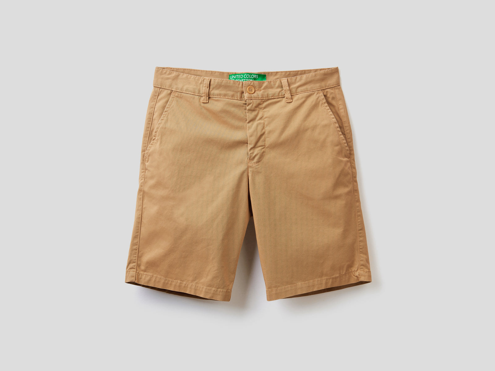 Bermuda chino in cotone stretch da uomo beige | Benetton Outlet