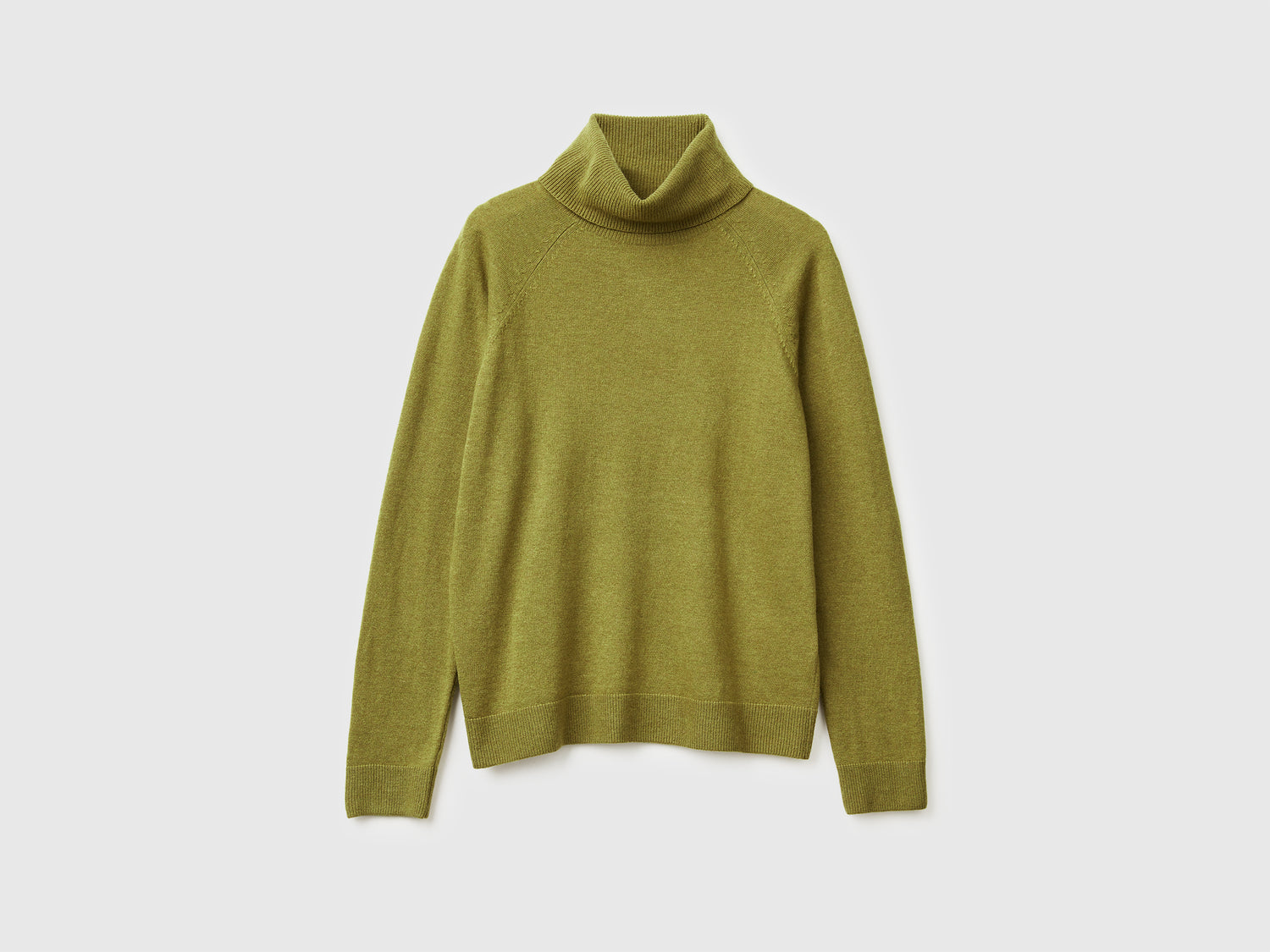Maglione dolcevita in misto lana e cashmere da donna verde militare | Benetton Outlet