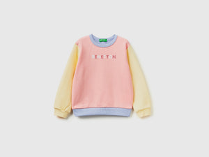Felpa color block in cotone bio con stampa glitter