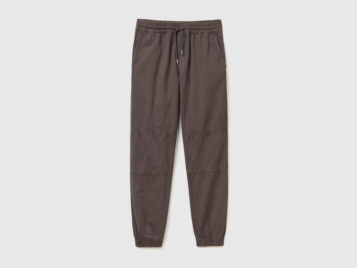 Pantaloni lunghi jogger fit in puro cotone