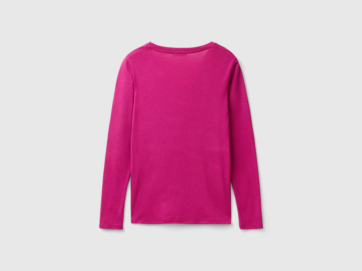 T-shirt a manica lunga con scollo a V