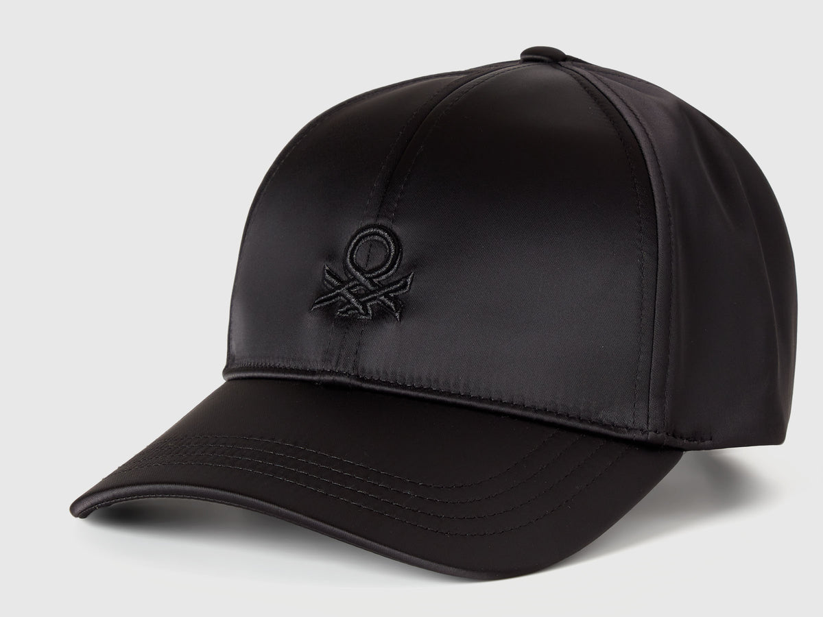 Cappello baseball effetto satin