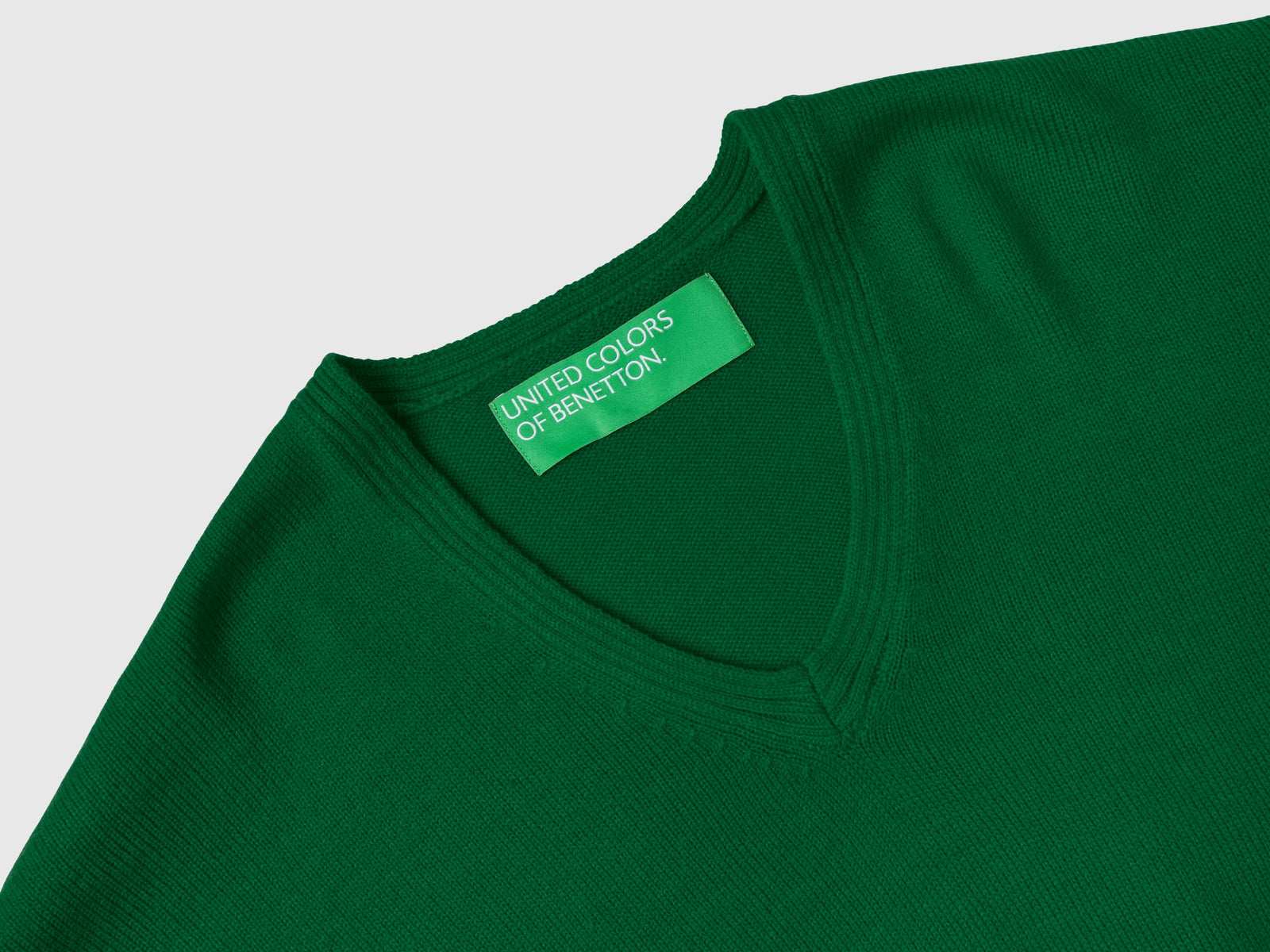 Maglia scollo a V over fit da donna verde 3 | Benetton Outlet