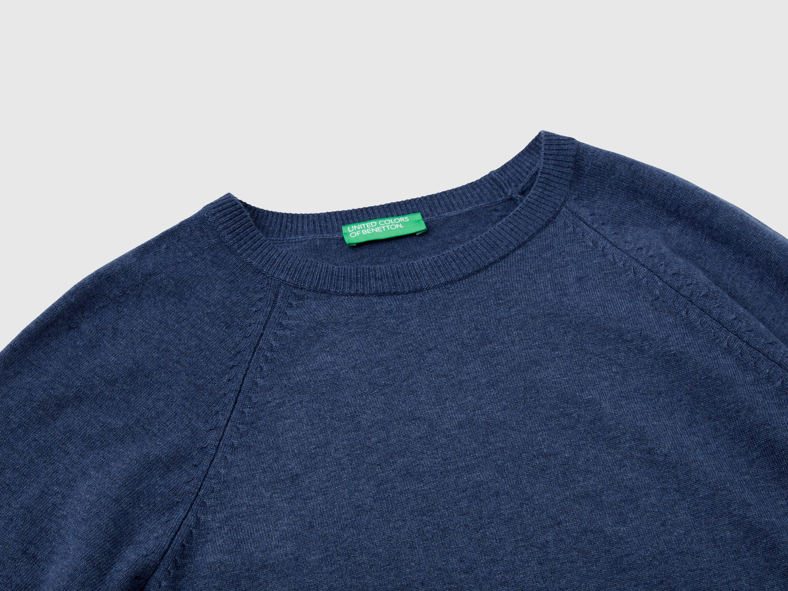 Maglia girocollo blu in misto lana e cashmere da donna avio 3 | Benetton Outlet