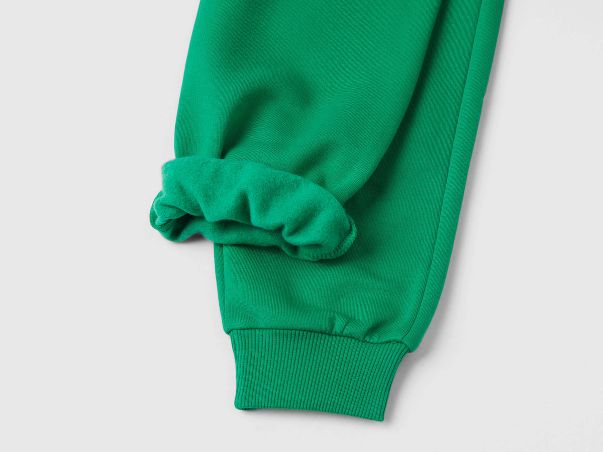 Pantaloni in calda felpa con stampa
